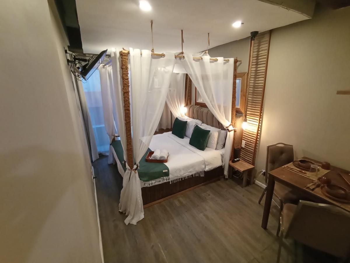 The Staycation - Serviced Rooms Manila Dış mekan fotoğraf
